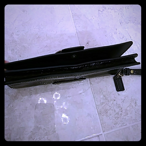 NWOT Coach Patent Leather Clutch/Wristlet - Picture 6 of 8